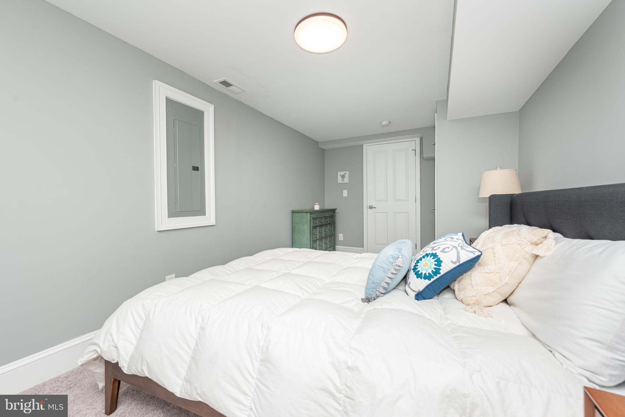 BUTCHER'S HILL - Residential