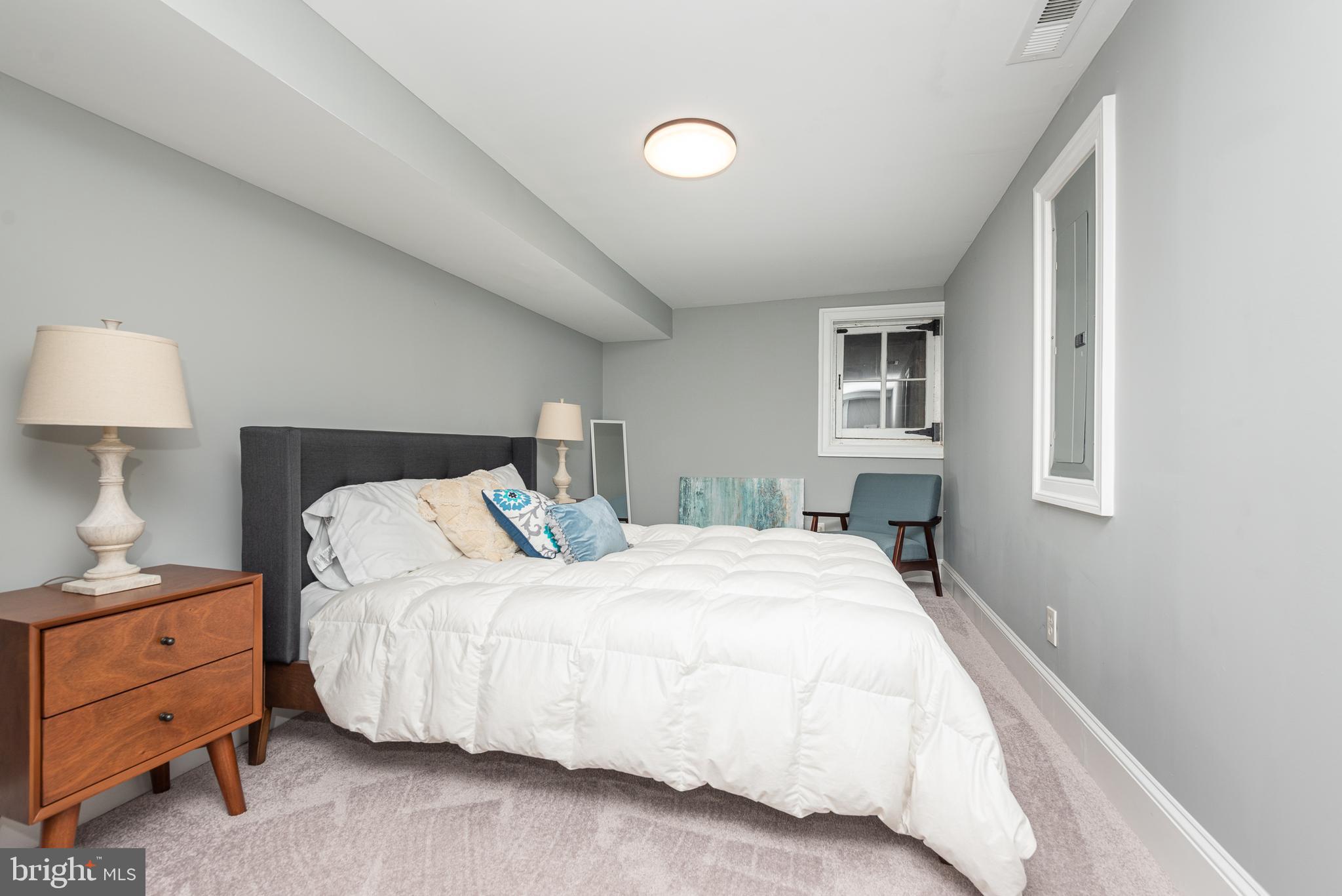 BUTCHER'S HILL - Residential