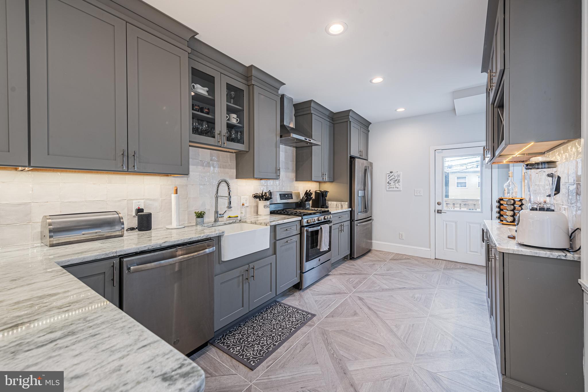 BUTCHER'S HILL - Residential