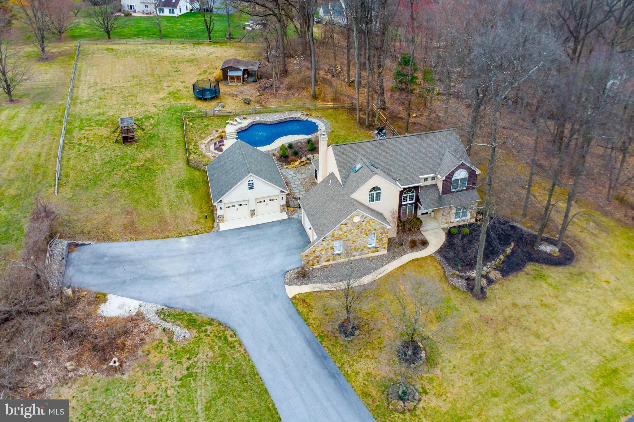 118 BARTON DRIVE