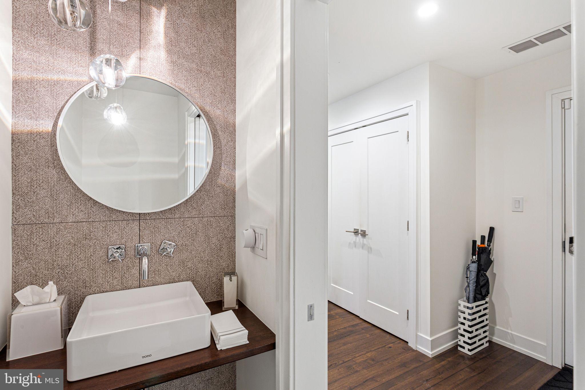 BELLA VISTA - Residential