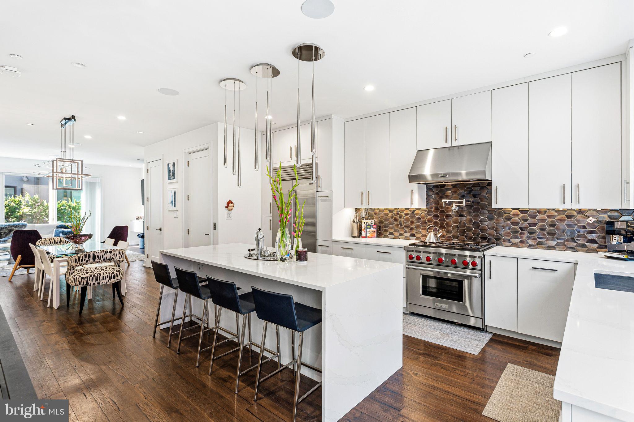 BELLA VISTA - Residential