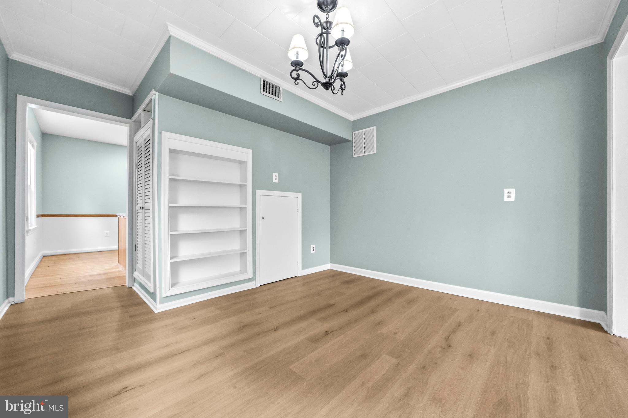 HILLWOOD - Residential