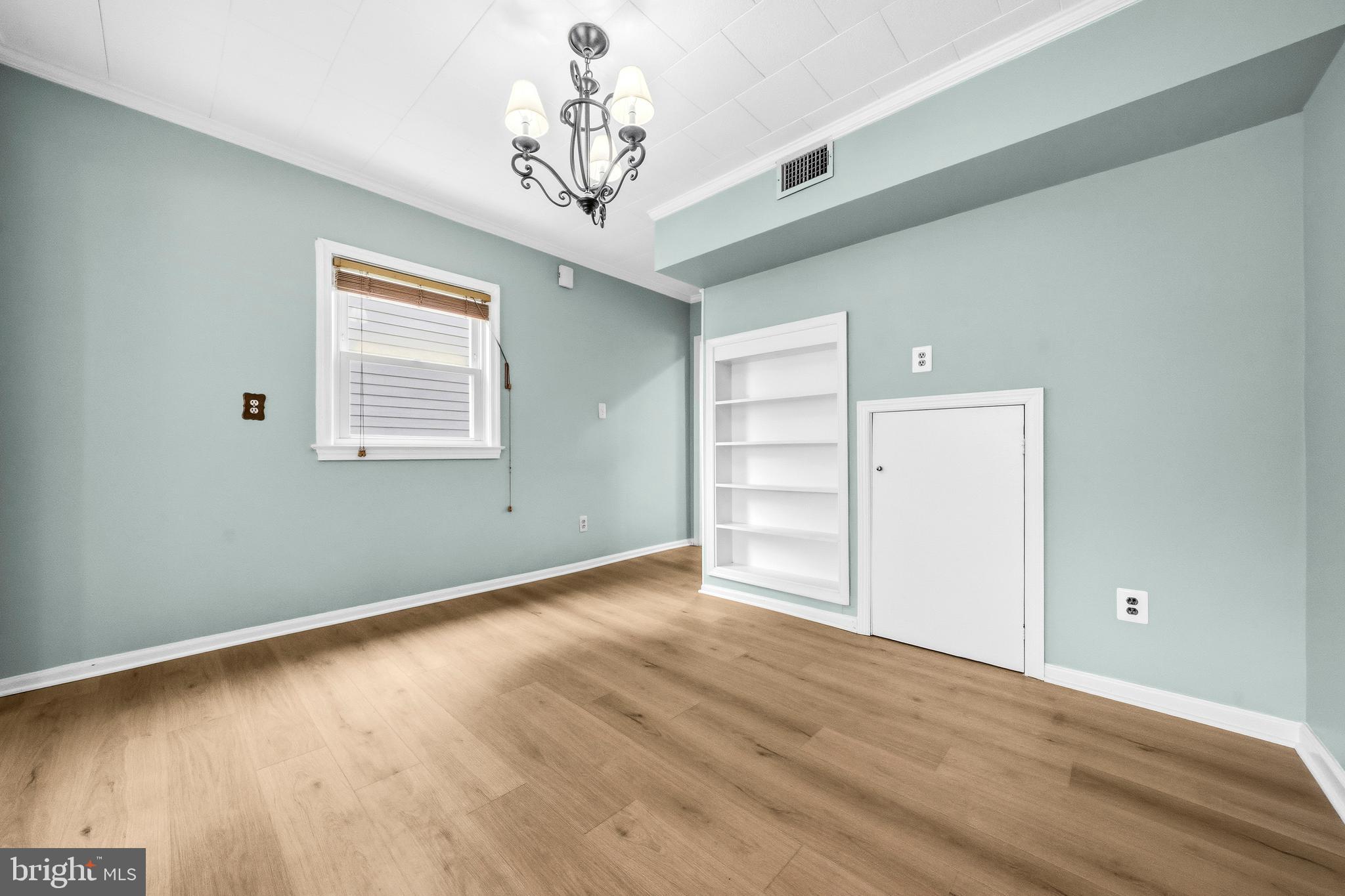 HILLWOOD - Residential