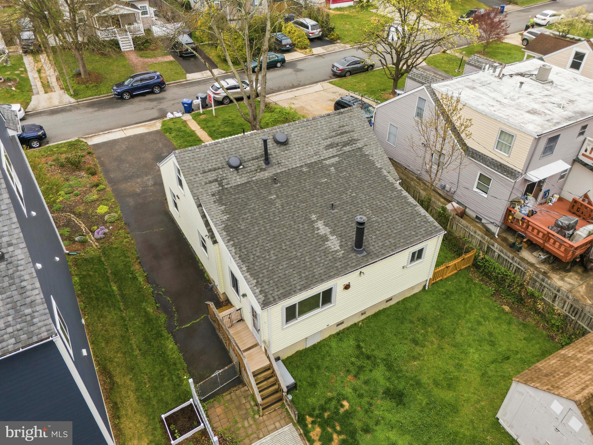 HILLWOOD - Residential