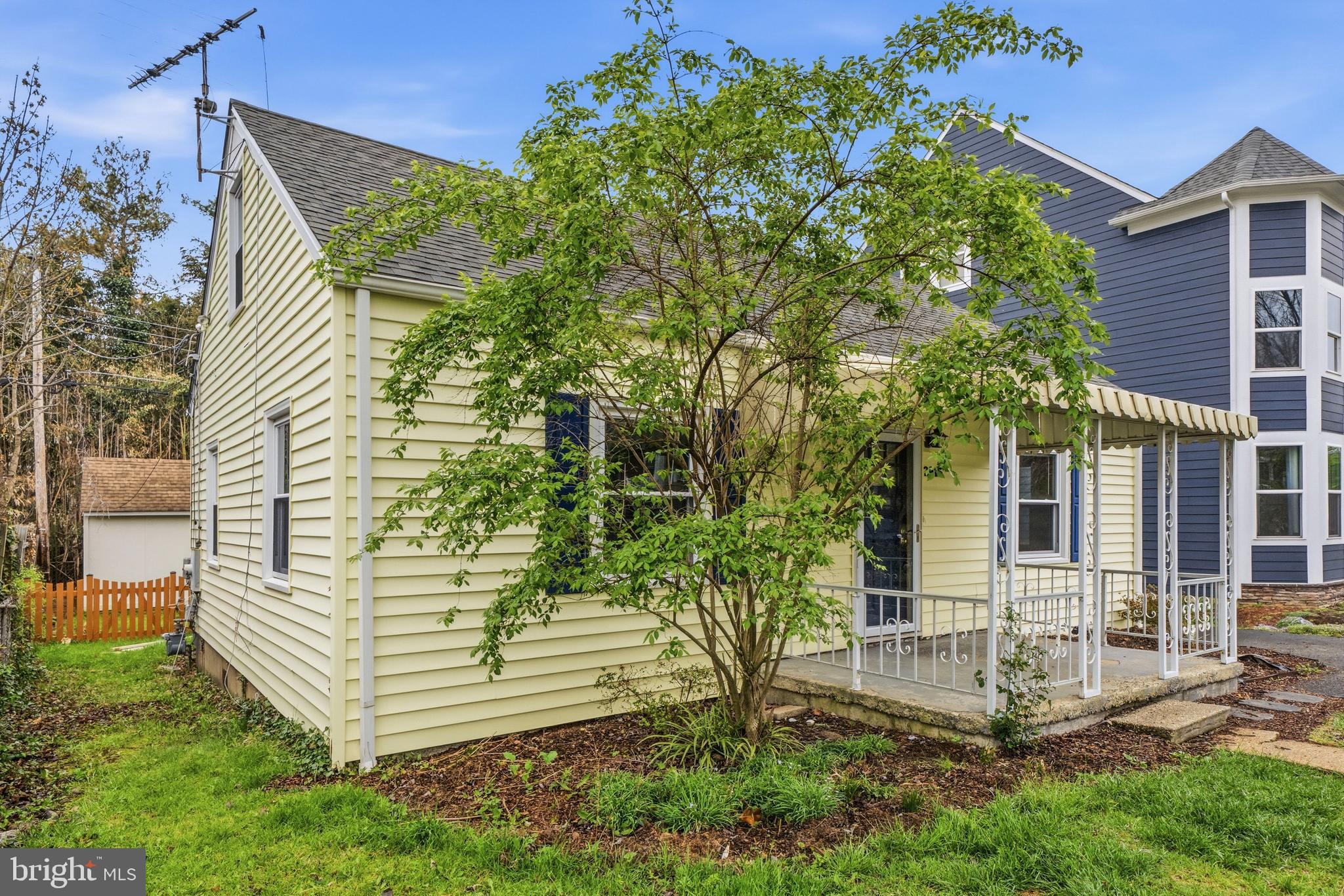 HILLWOOD - Residential