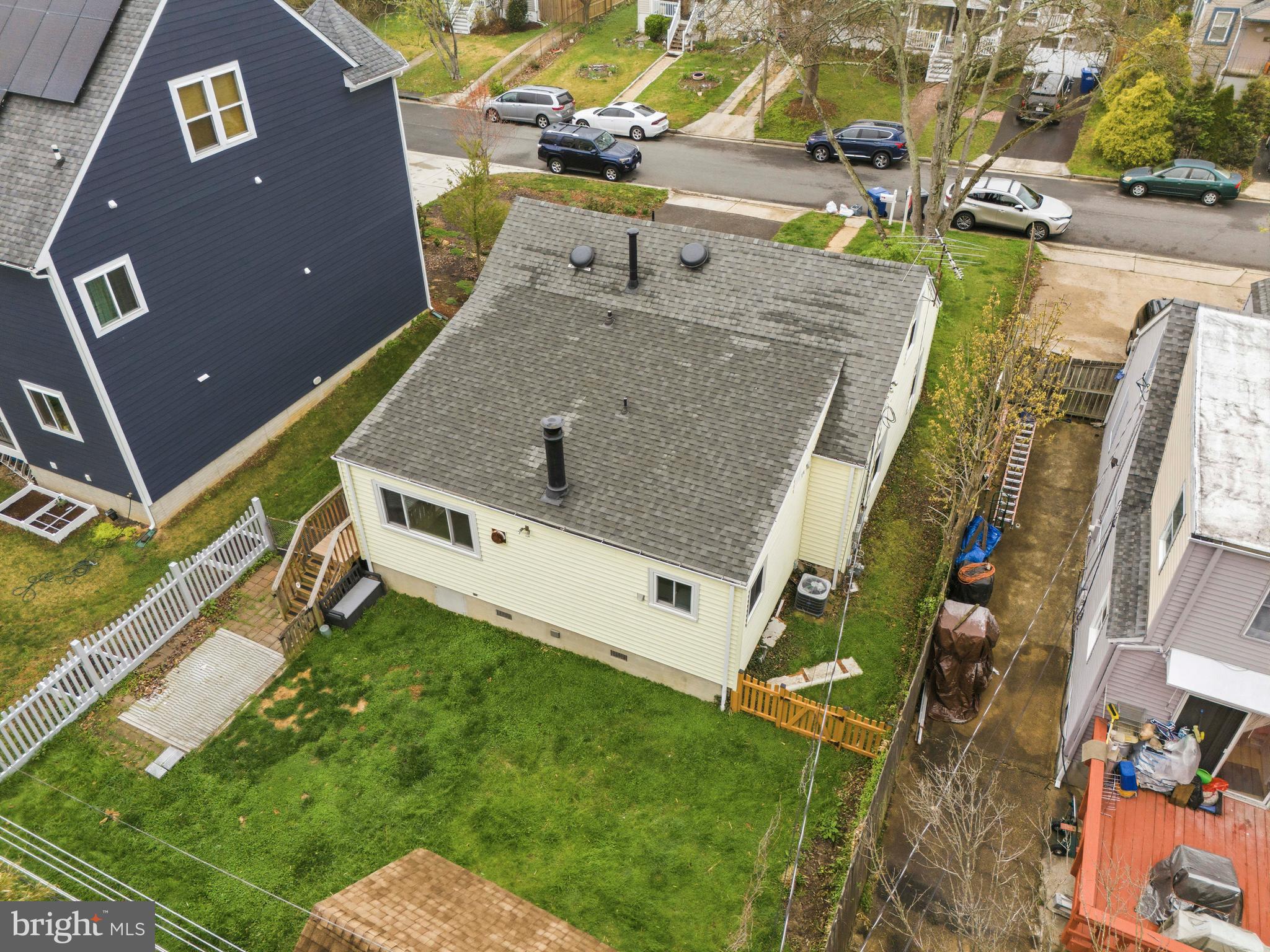 HILLWOOD - Residential