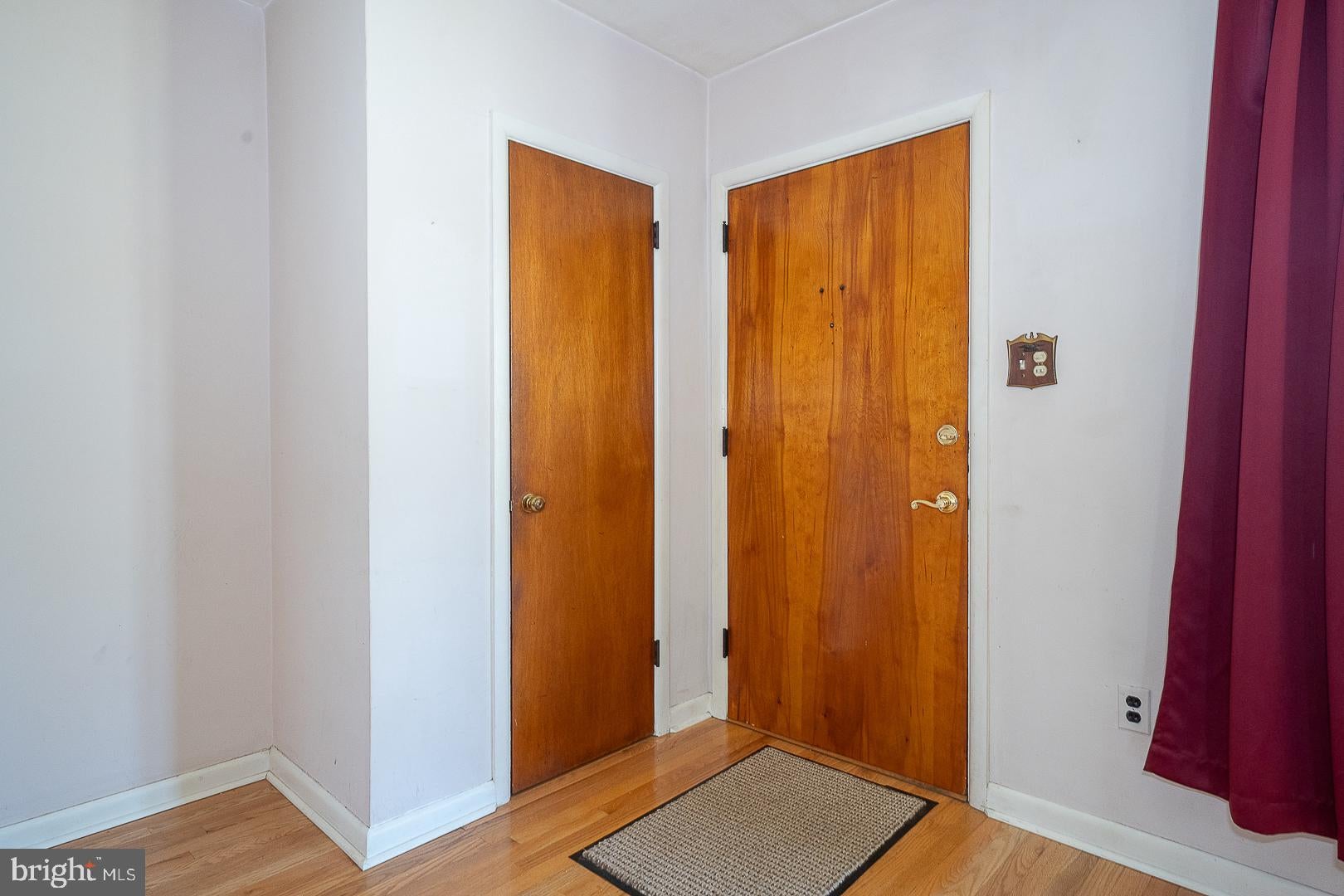 437 RITTENHOUSE CIRCLE