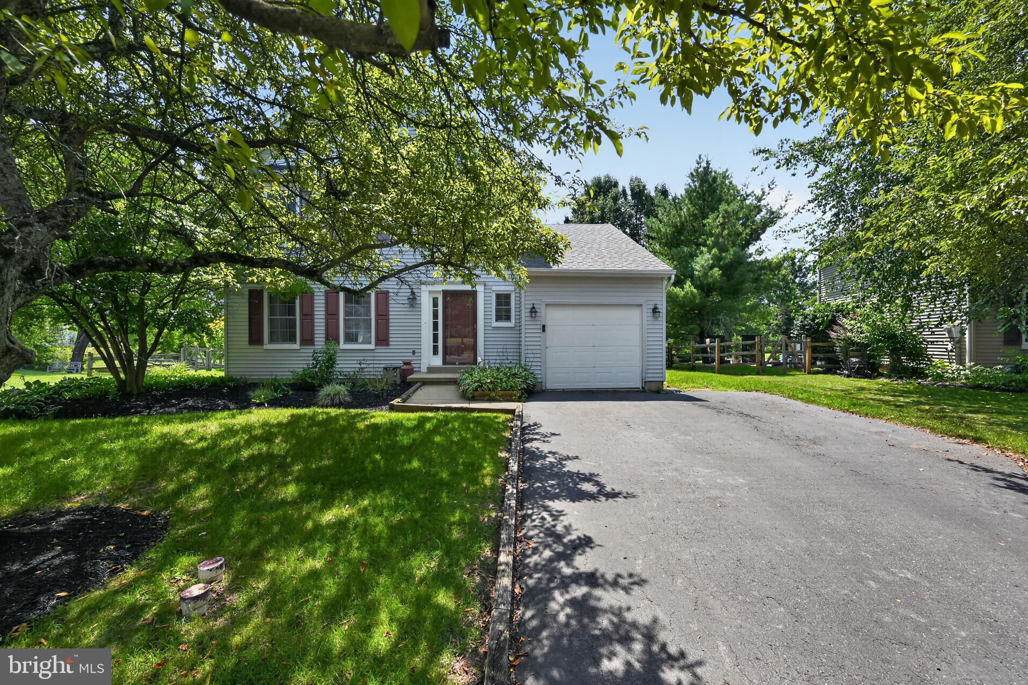 1620 SALEM LANE