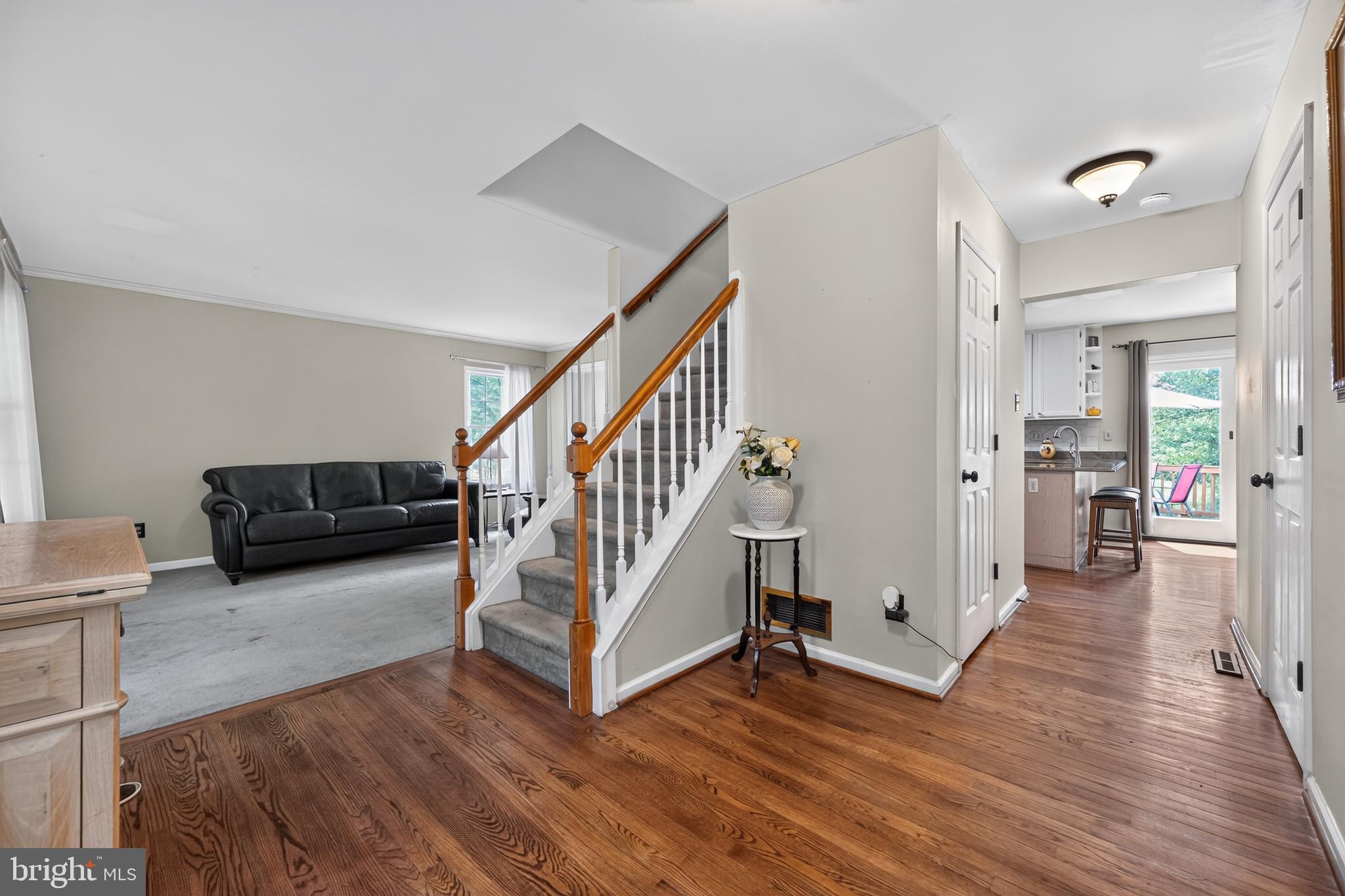 1620 SALEM LANE