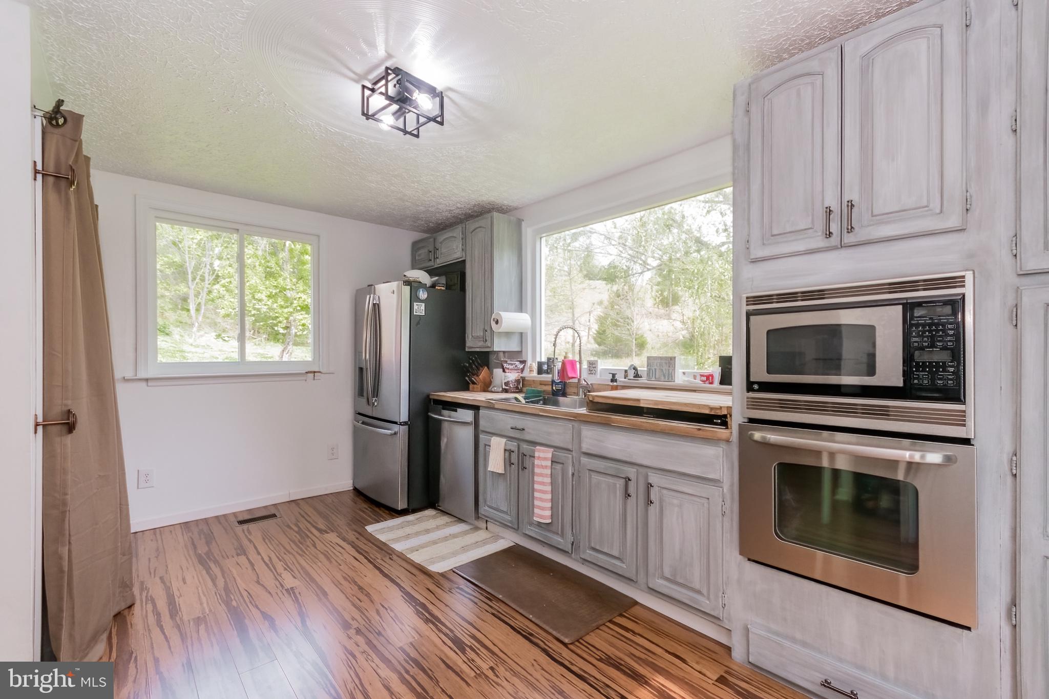 TUB RUN HOLLOW - Residential