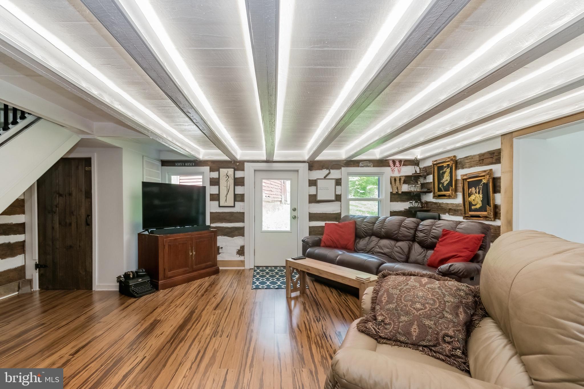 TUB RUN HOLLOW - Residential