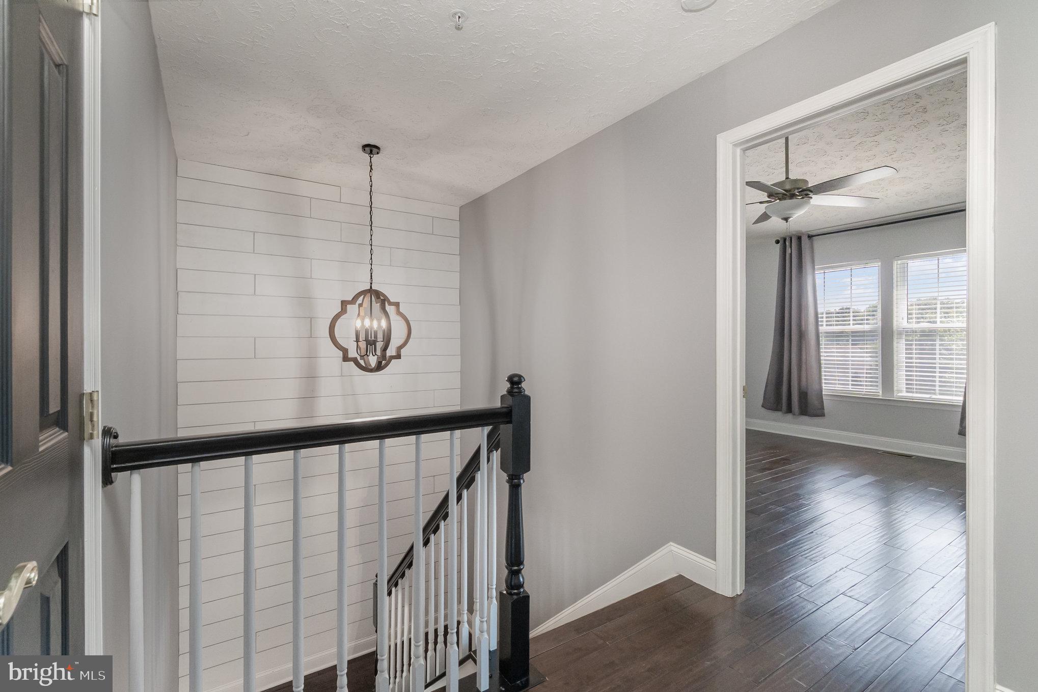 DEER SPRING - Residential