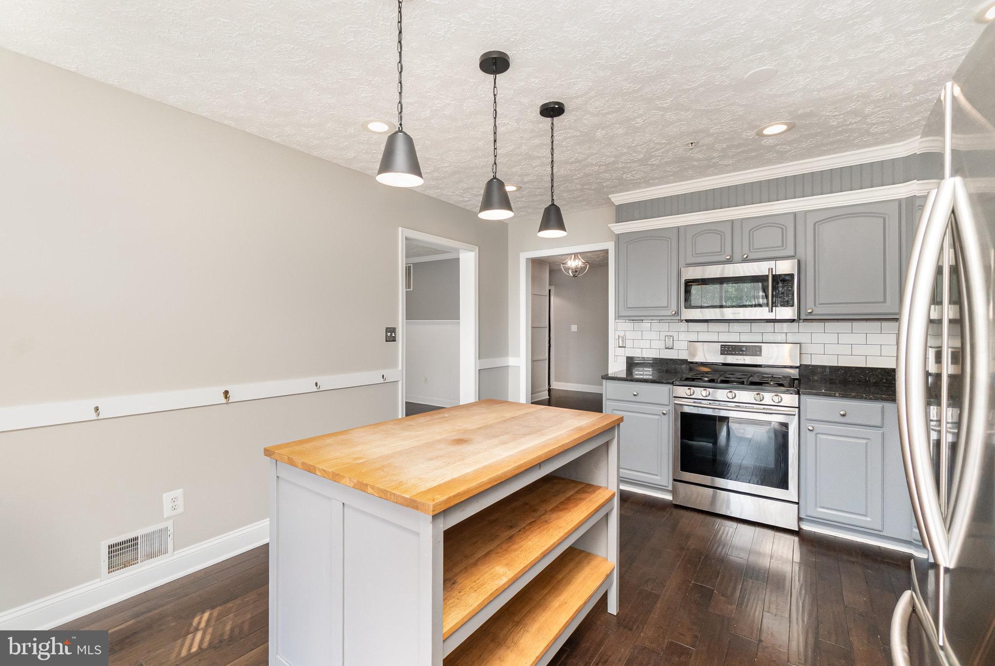 DEER SPRING - Residential