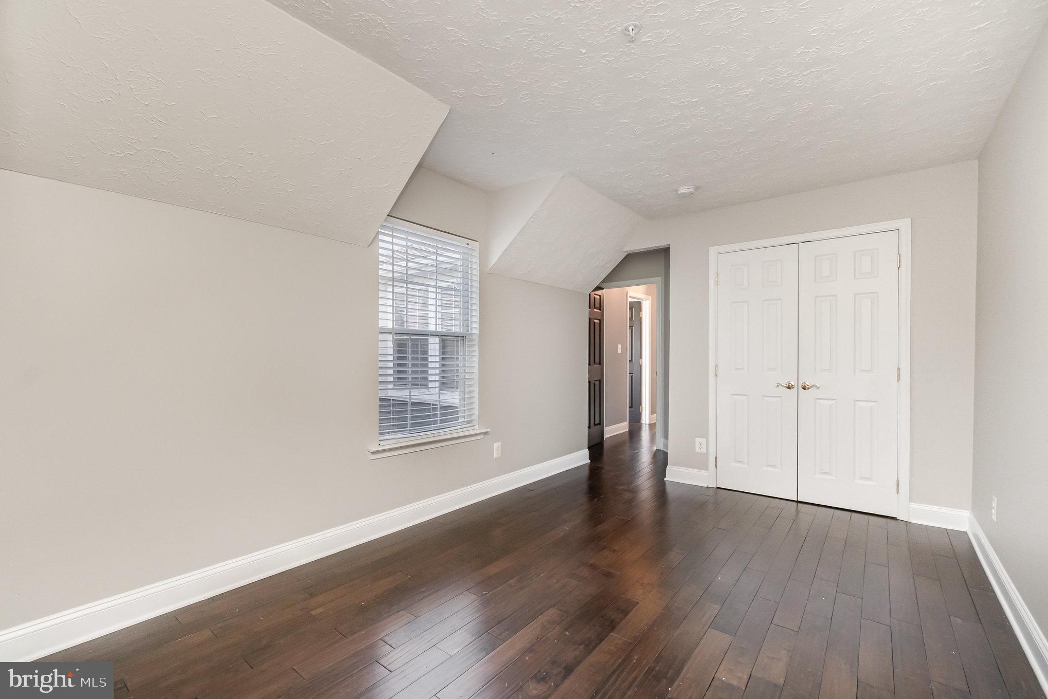 DEER SPRING - Residential