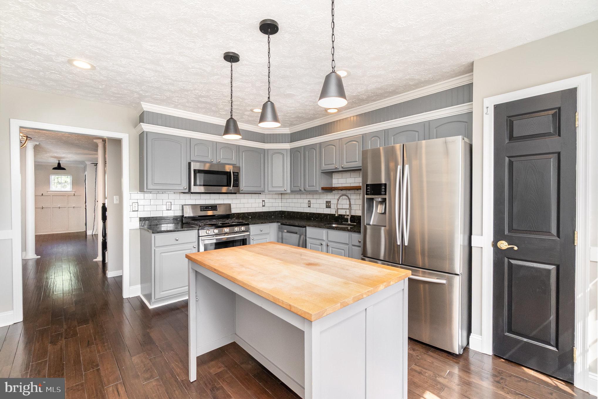 DEER SPRING - Residential