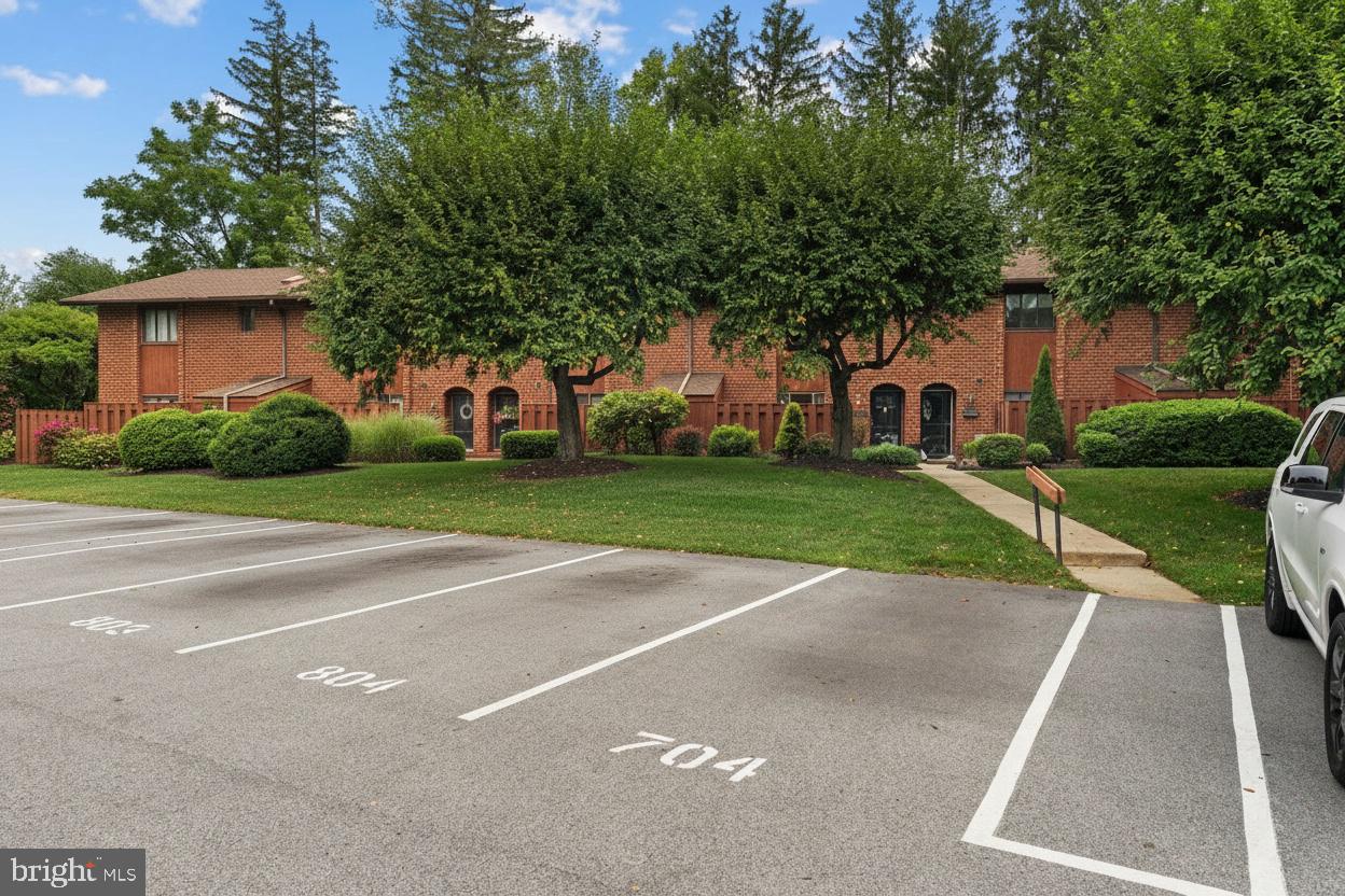 704 WORTHINGTON DRIVE 704