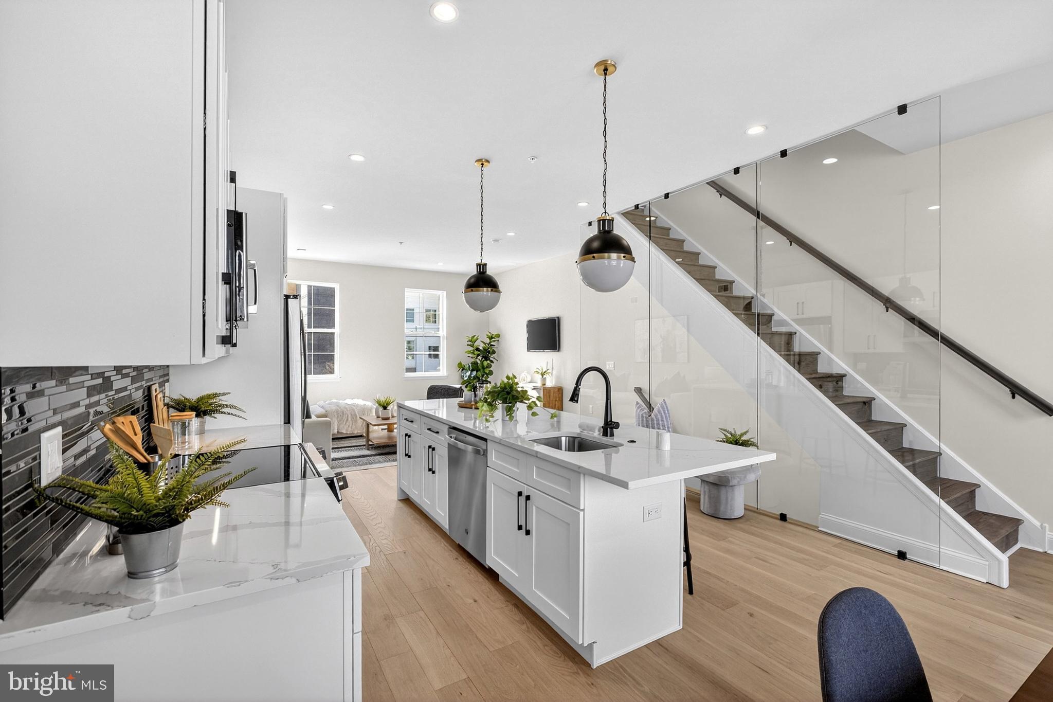 WYNNEFIELD HEIGHTS - Residential