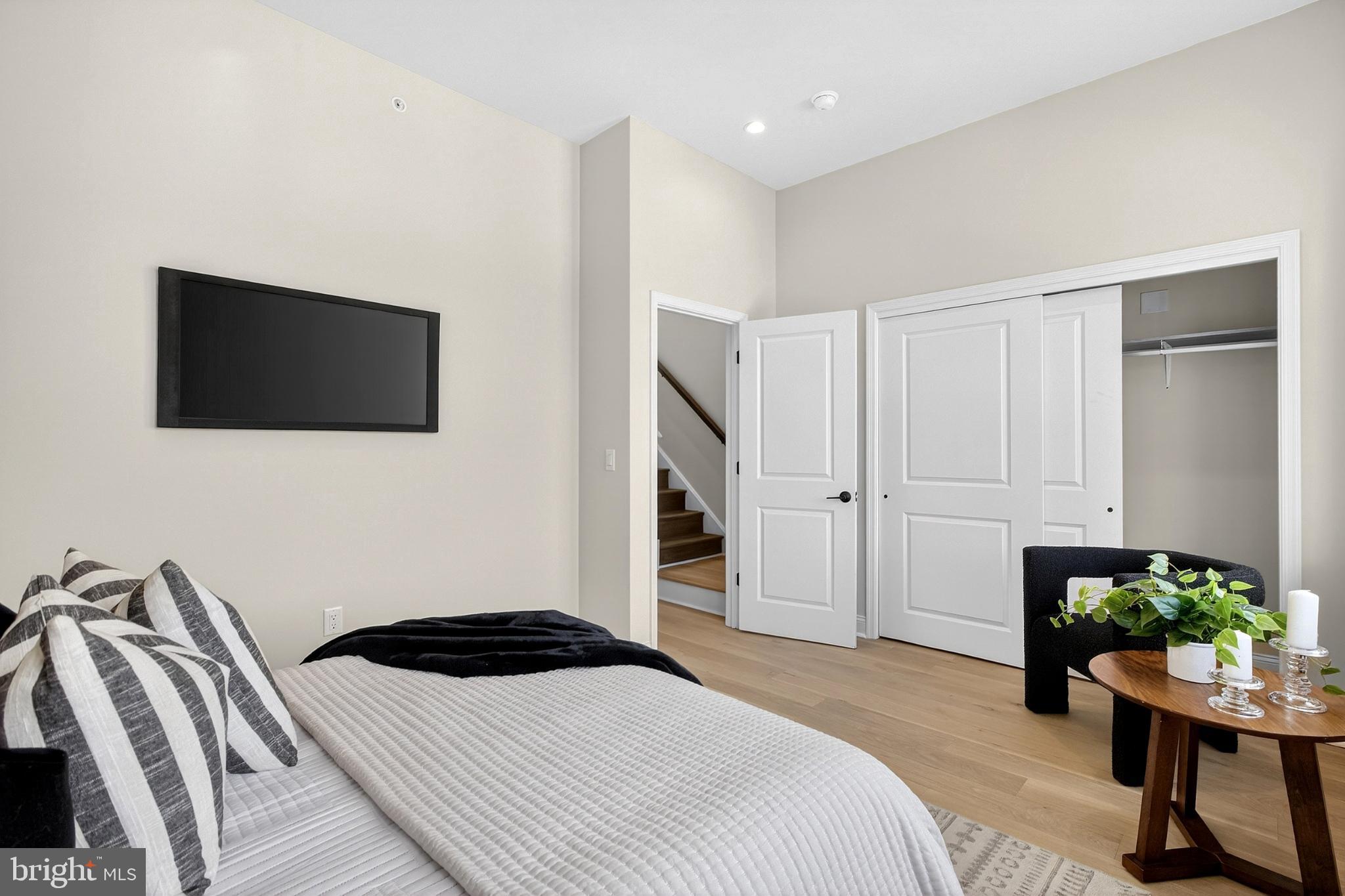 WYNNEFIELD HEIGHTS - Residential