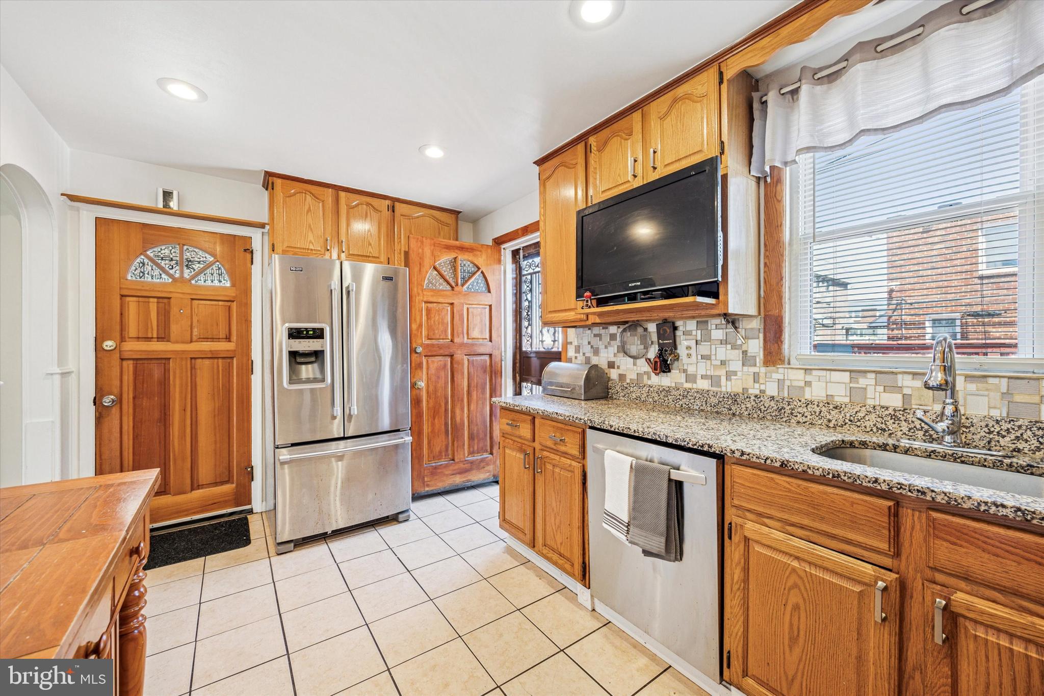 LAWNDALE - Residential