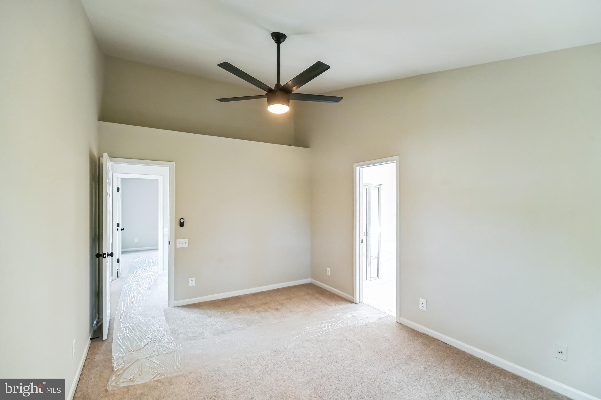 ASHBURN FARM - Residential