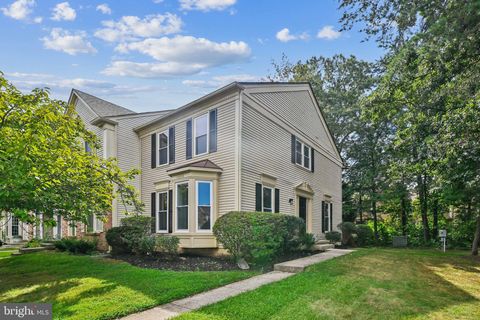 Property photo of 43866 laburnum square, ashburn, VA 20147