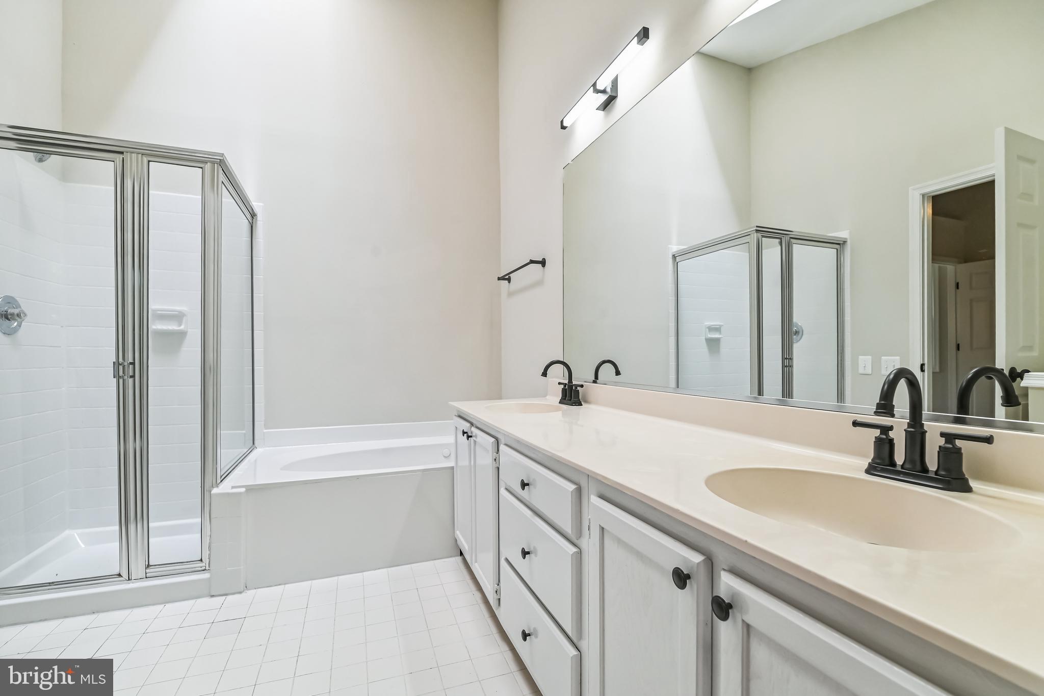 ASHBURN FARM - Residential