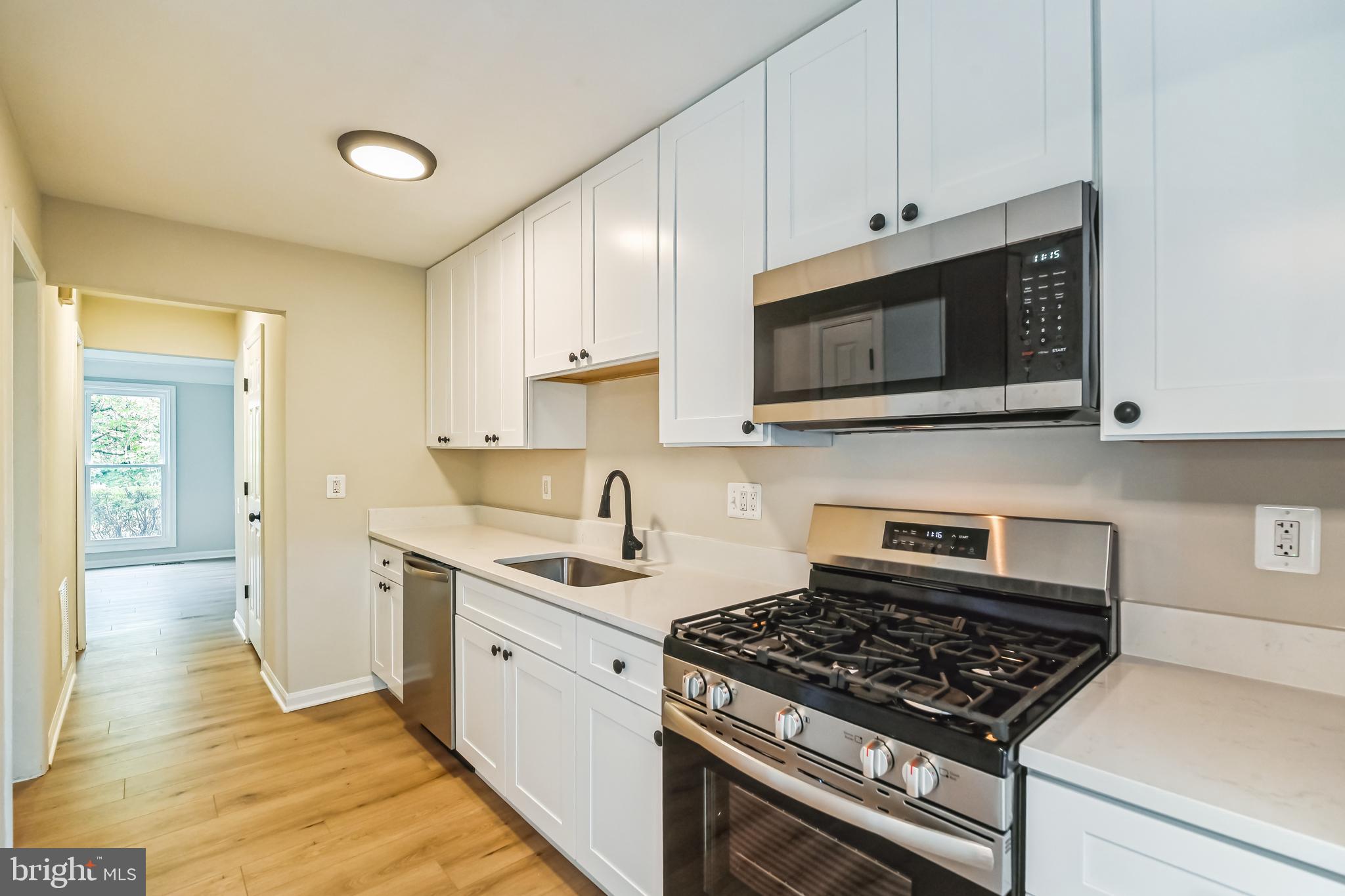 43866 LABURNUM SQUARE
