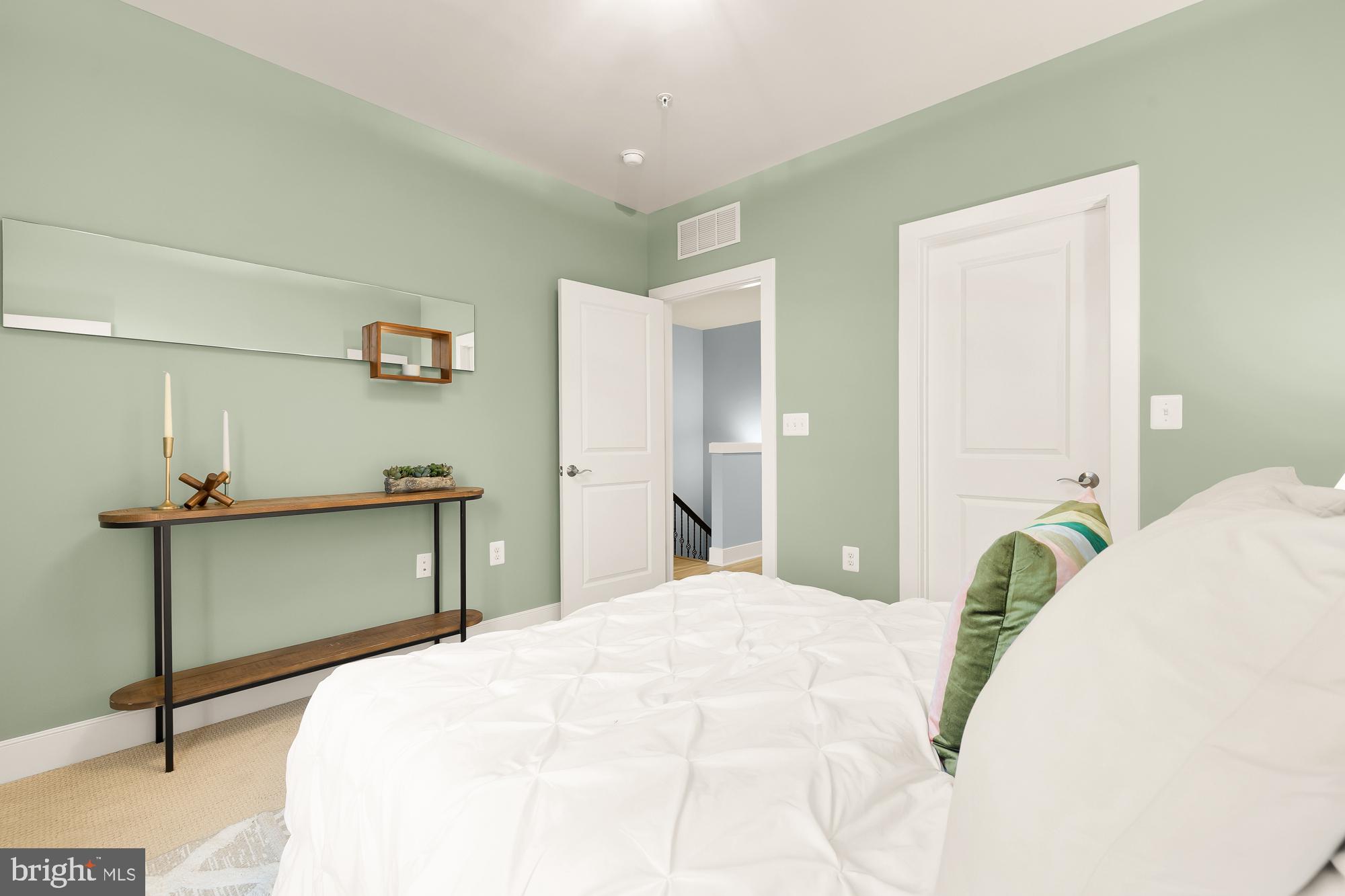 POTOMAC YARD BY PULTE HOMES - Residential