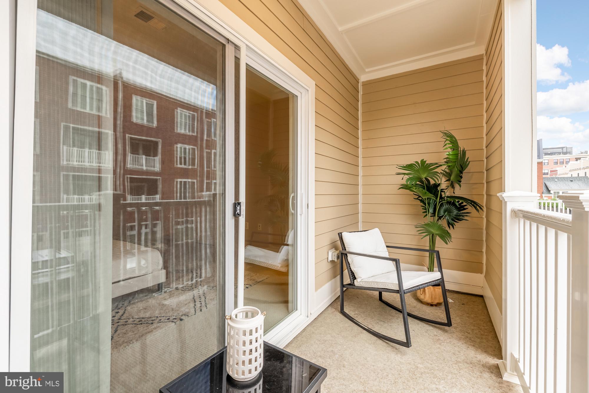 POTOMAC YARD BY PULTE HOMES - Residential