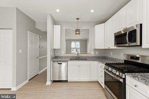 HICKORY OVERLOOK - Residential