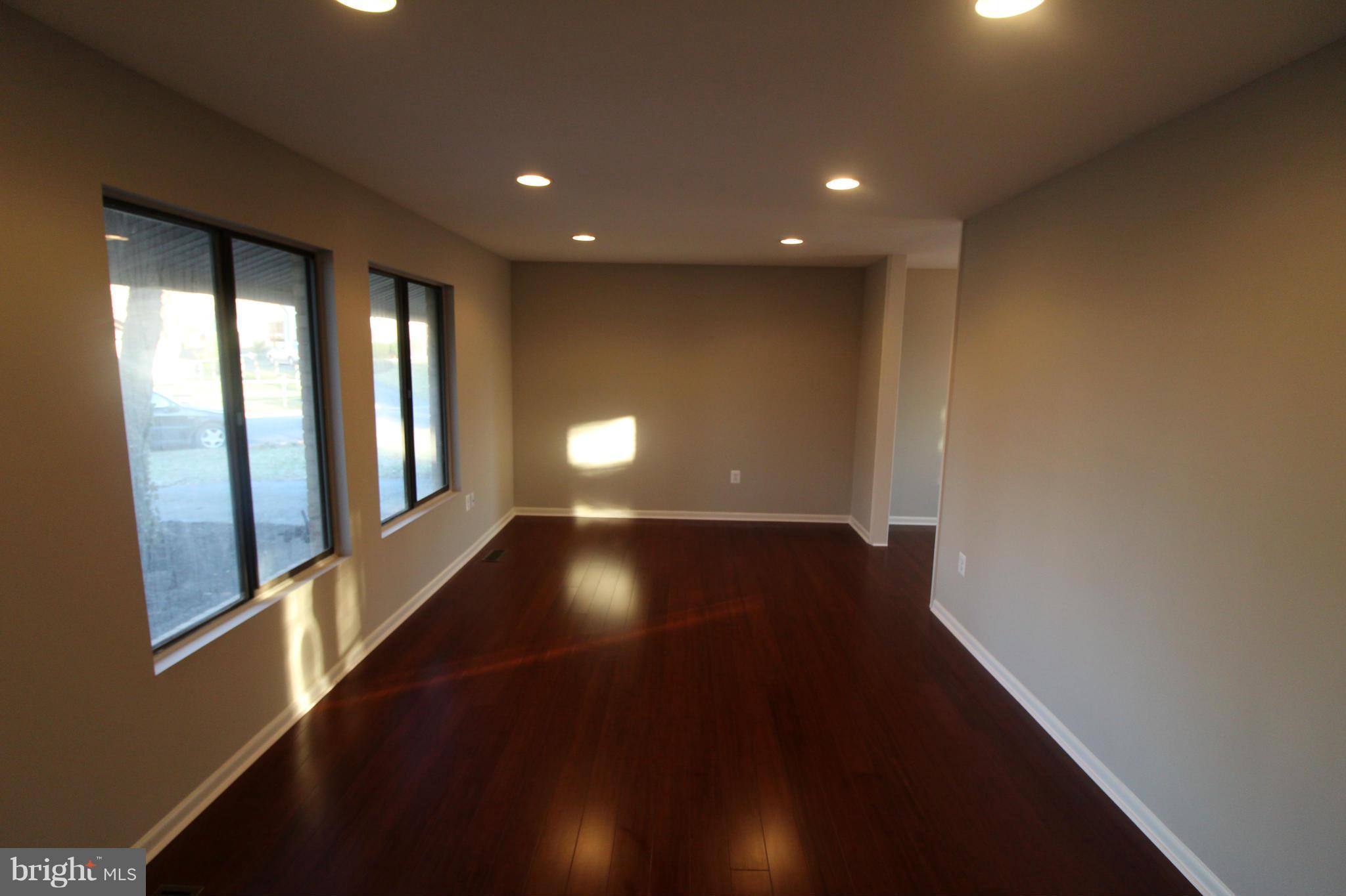 STERLING - Residential