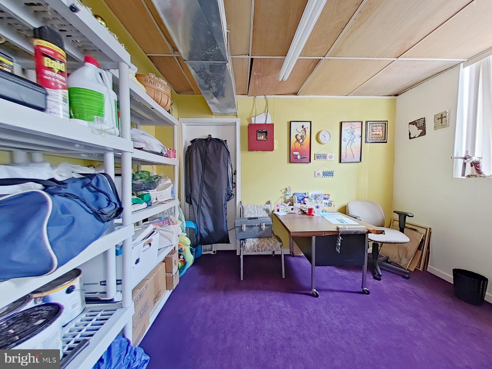 FRANKFORD - Commercial Sale