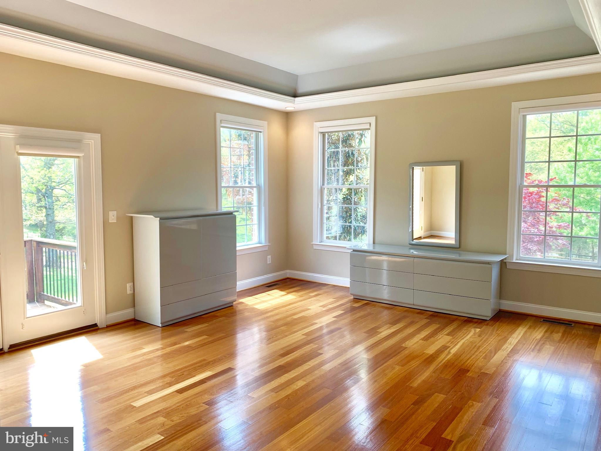 CLIFTON - Residential