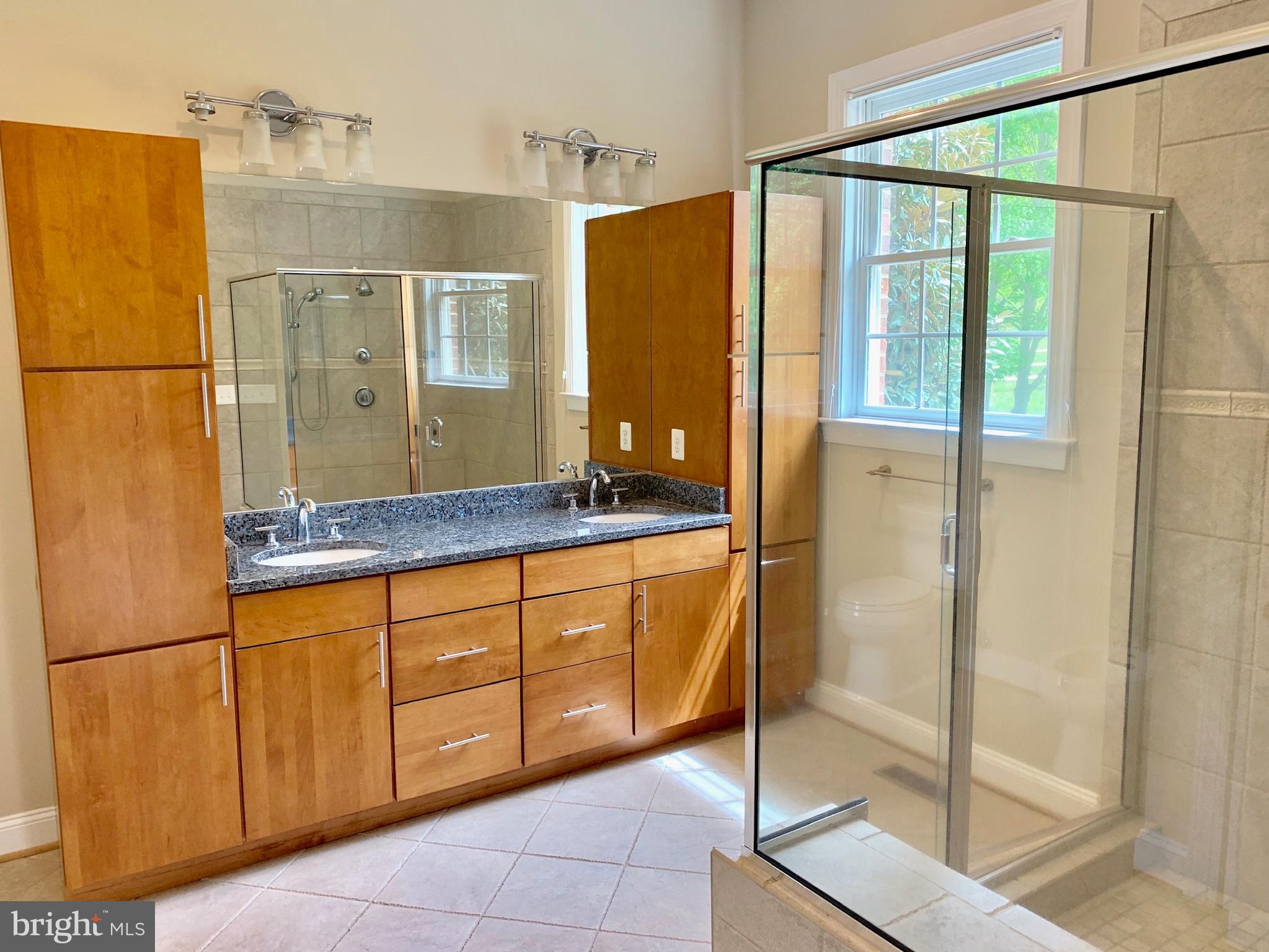 CLIFTON - Residential