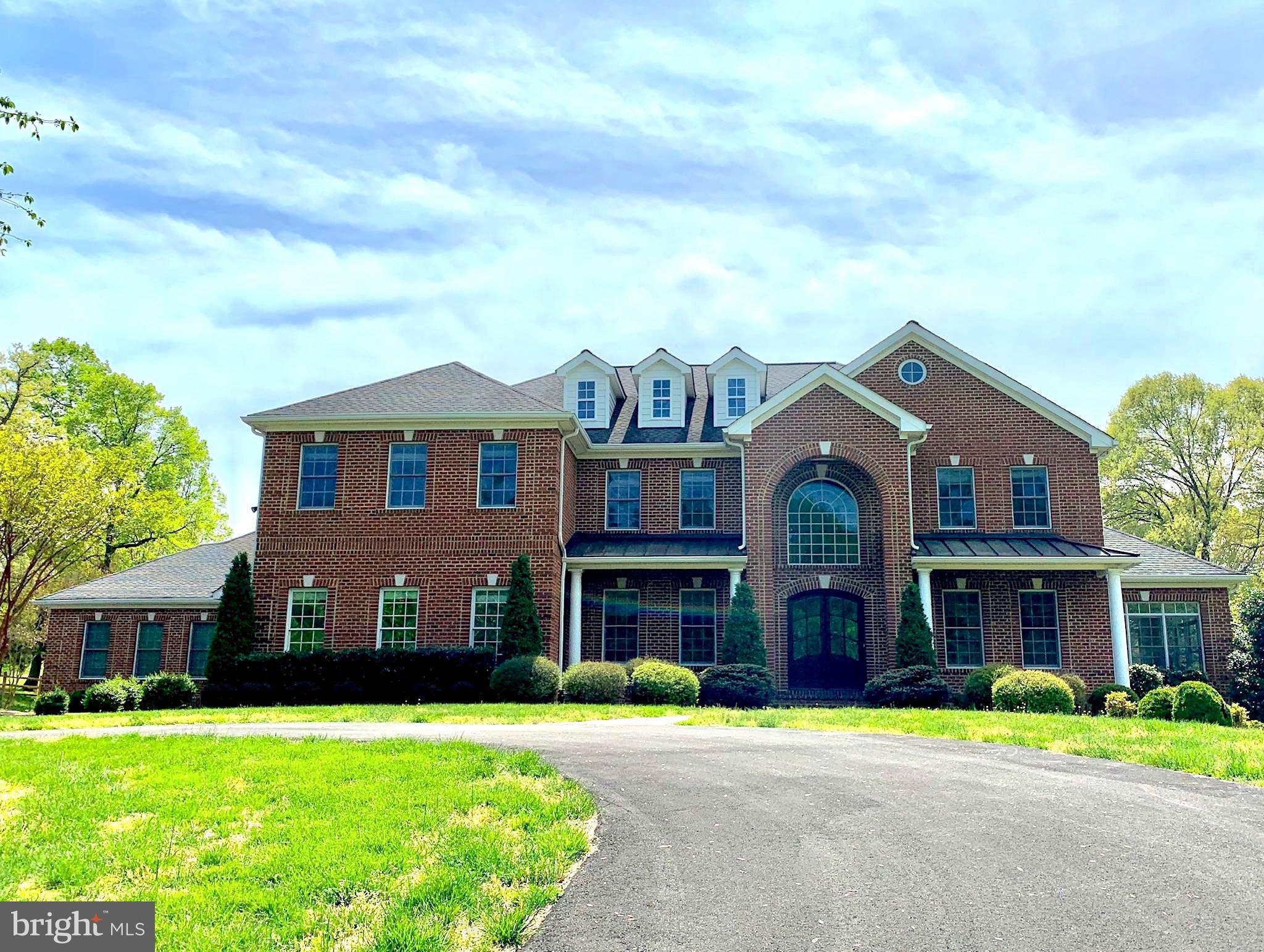 CLIFTON - Residential