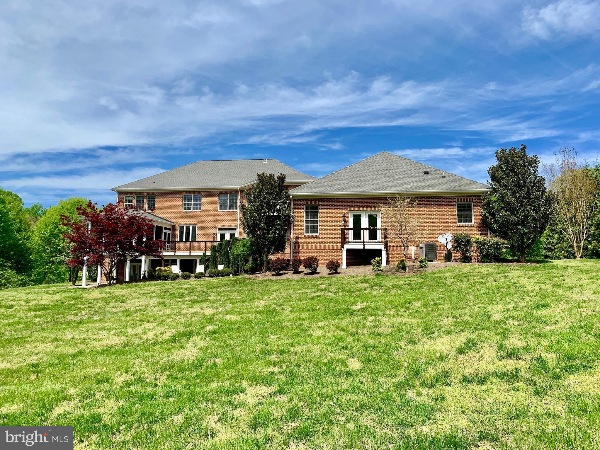 CLIFTON - Residential