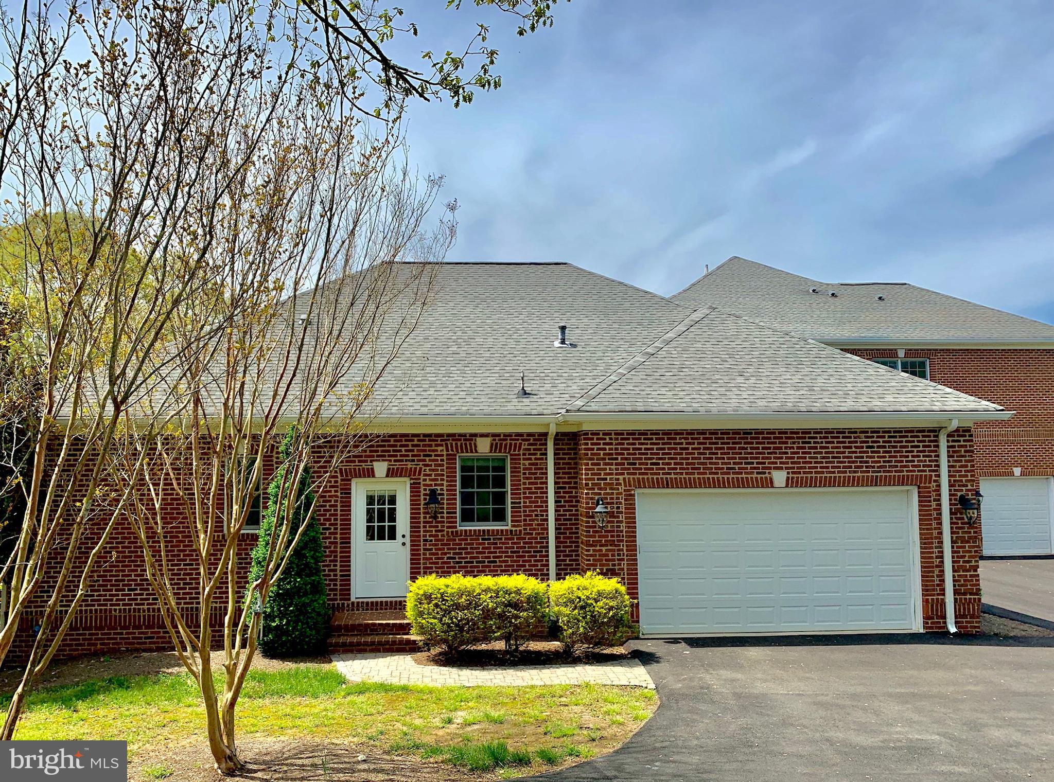 CLIFTON - Residential