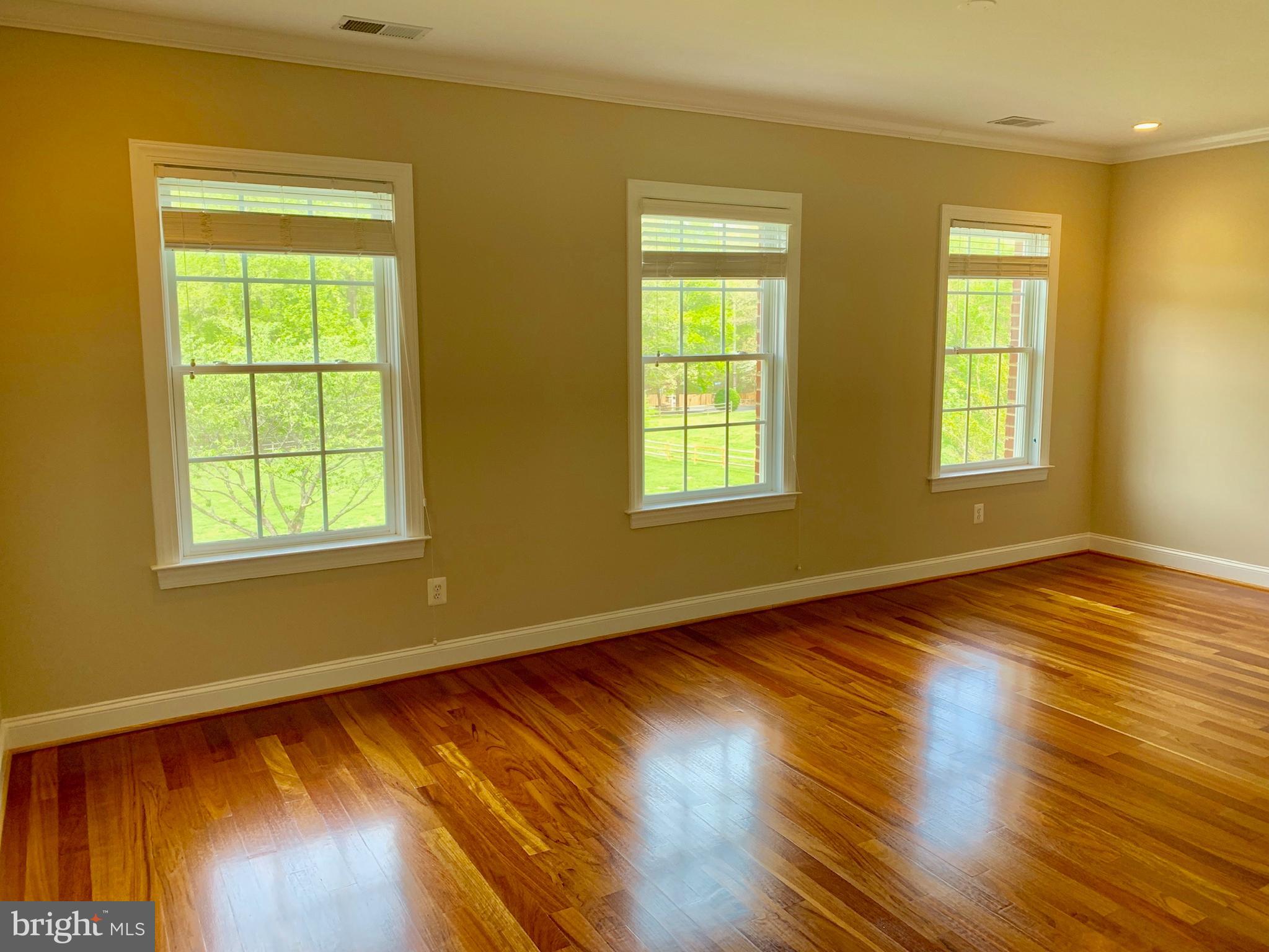 CLIFTON - Residential