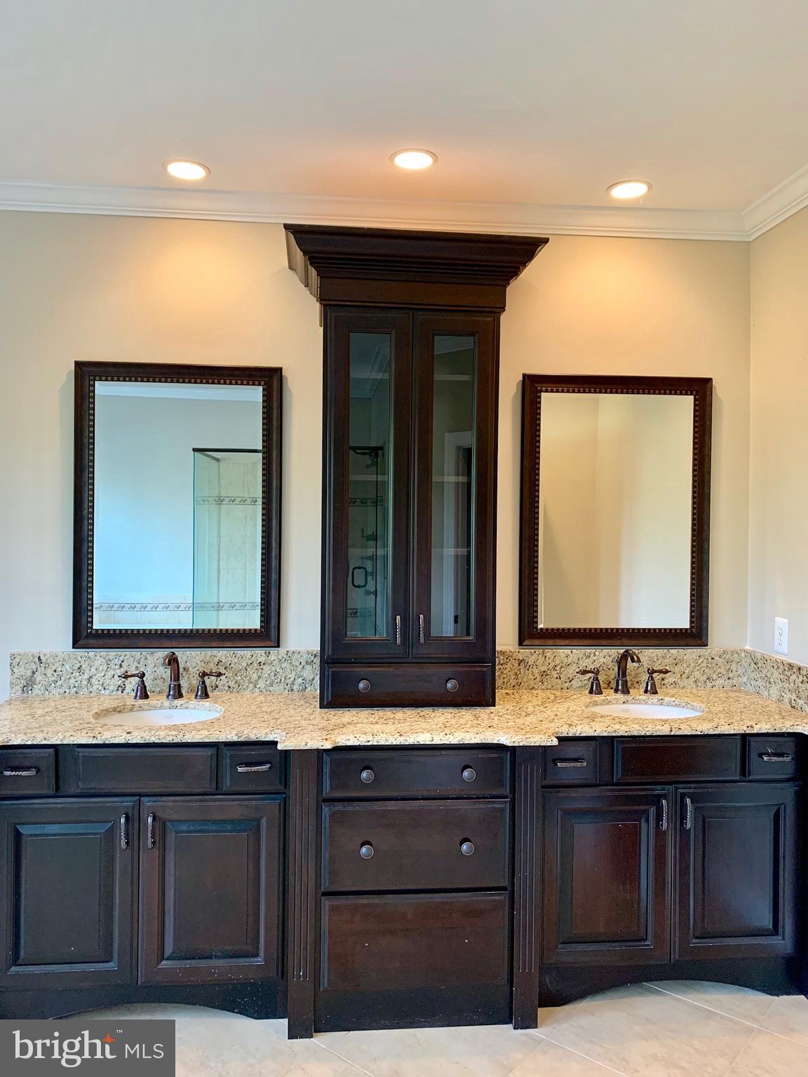 CLIFTON - Residential