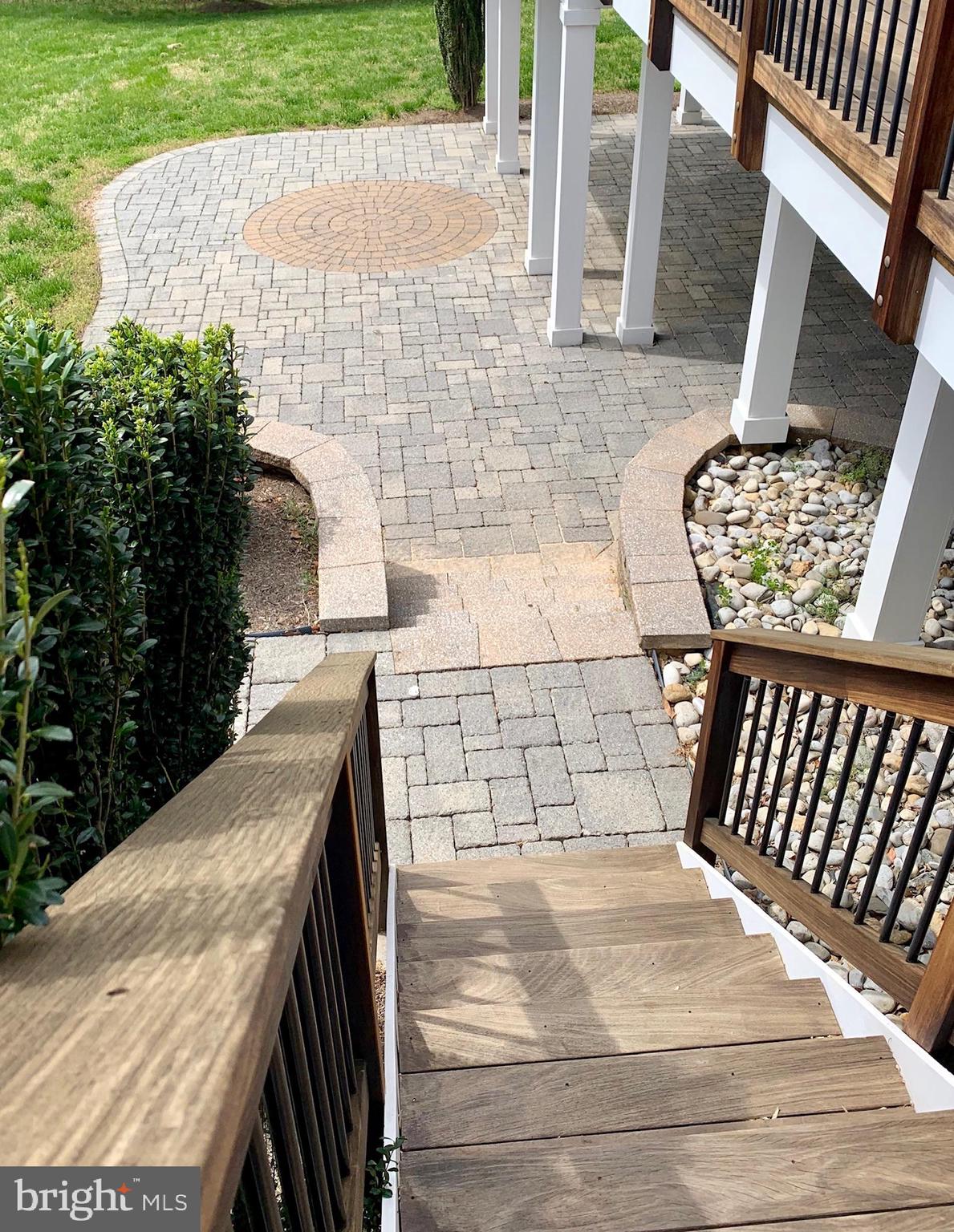 CLIFTON - Residential