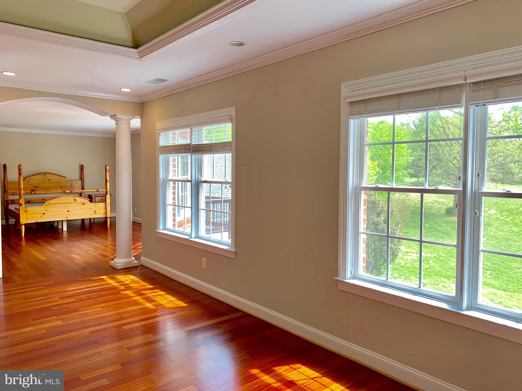 CLIFTON - Residential