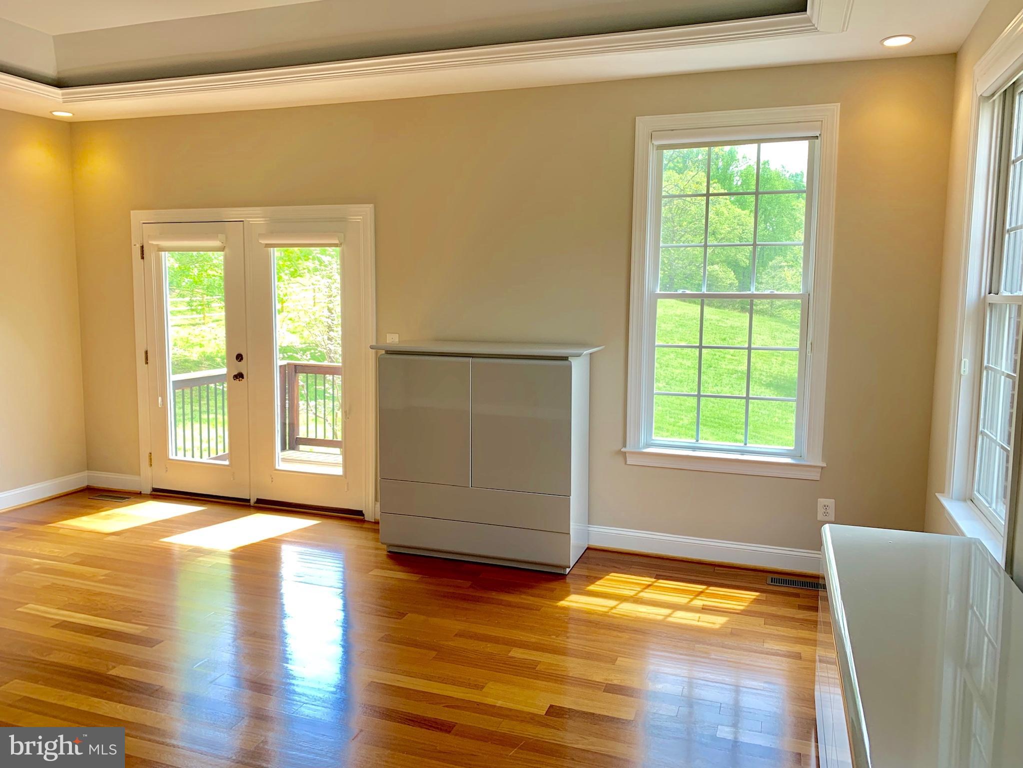 CLIFTON - Residential