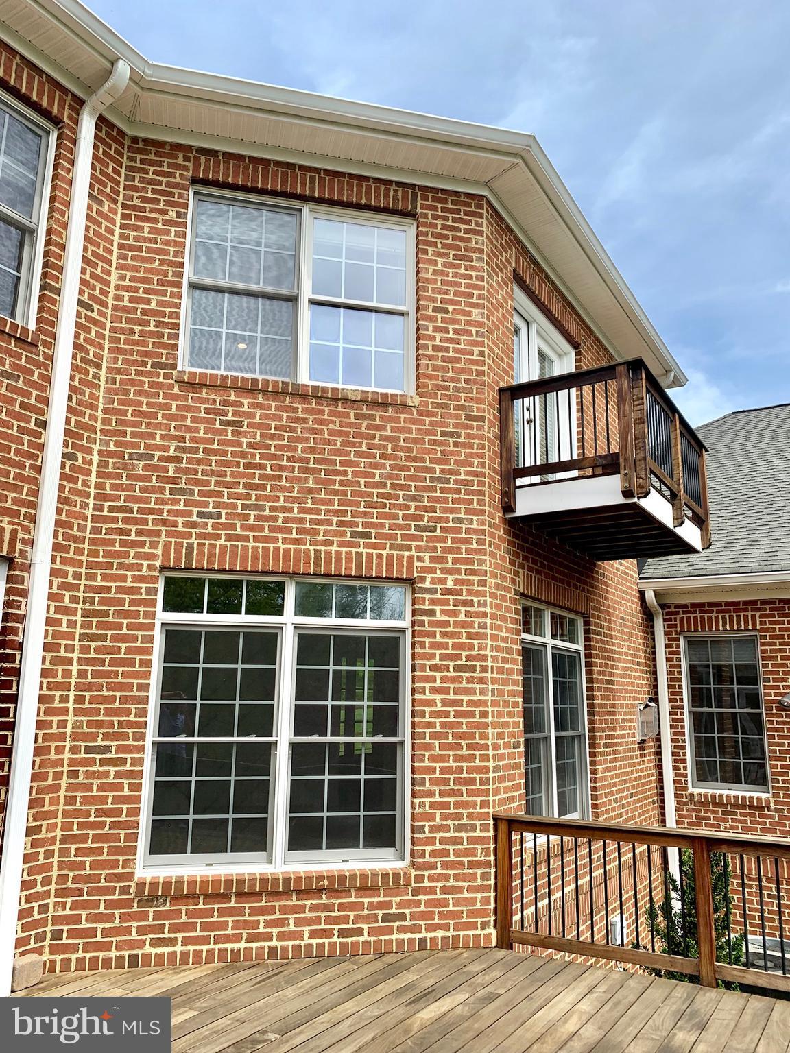 CLIFTON - Residential