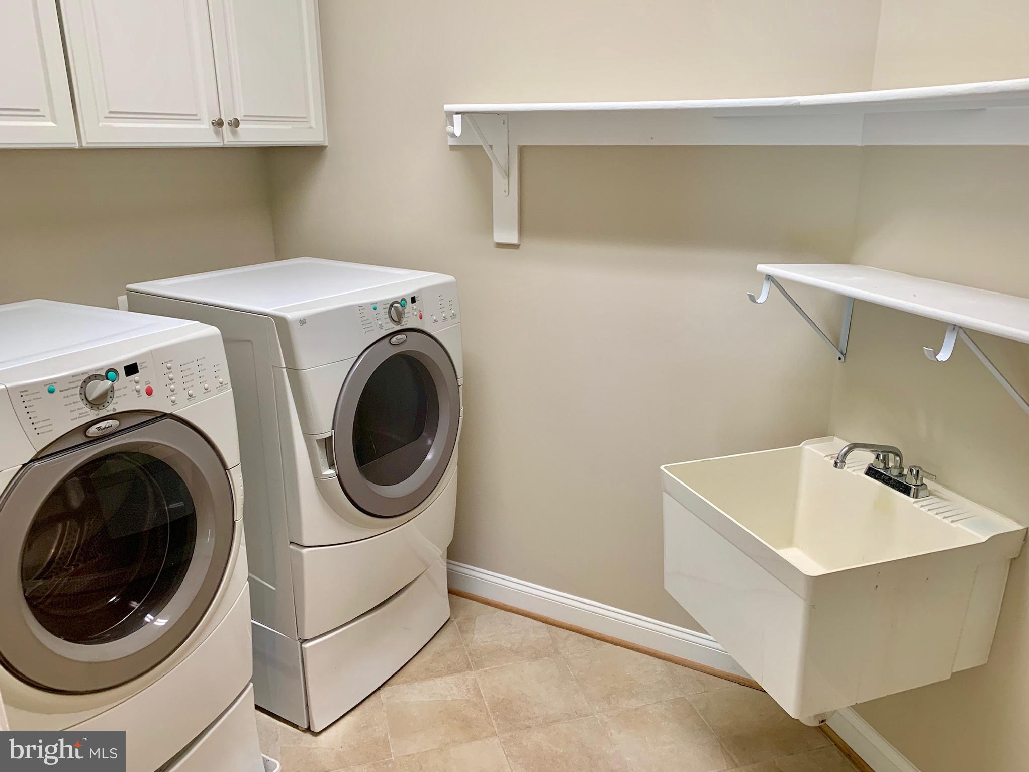 CLIFTON - Residential