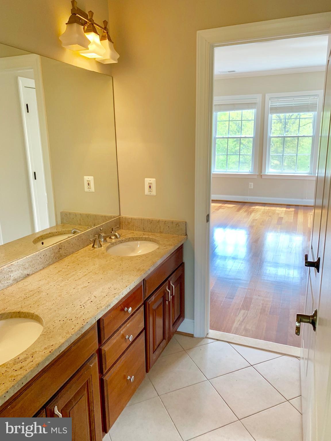 CLIFTON - Residential