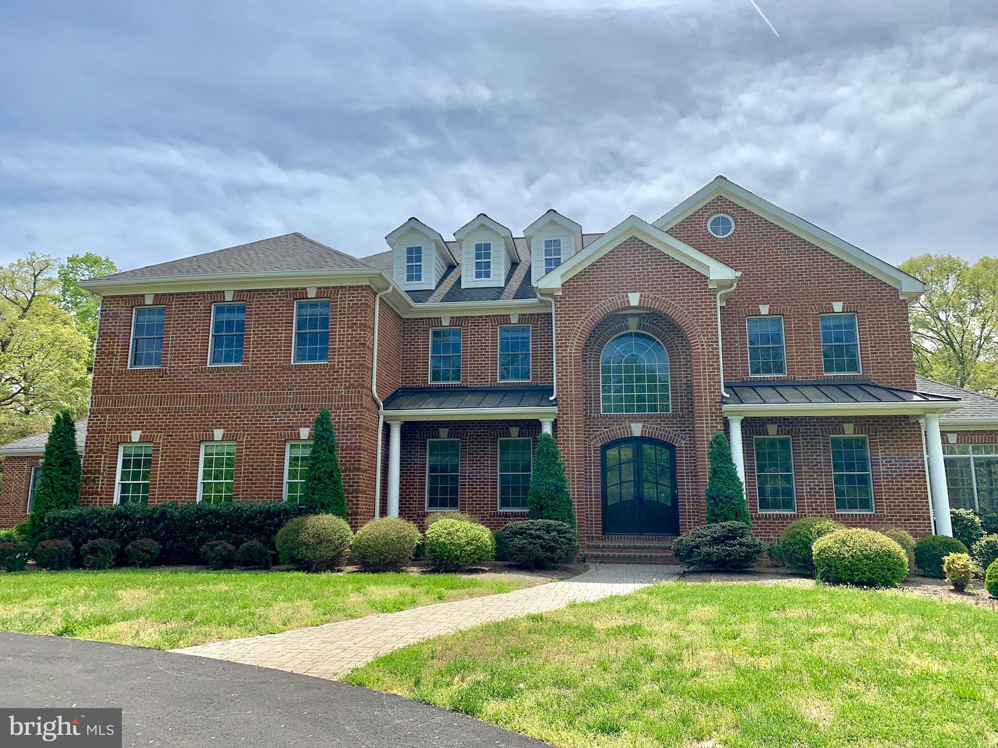 CLIFTON - Residential