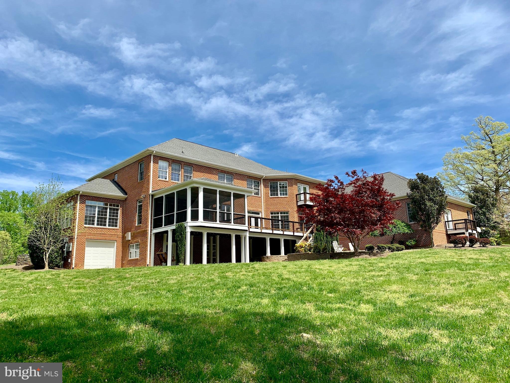 CLIFTON - Residential