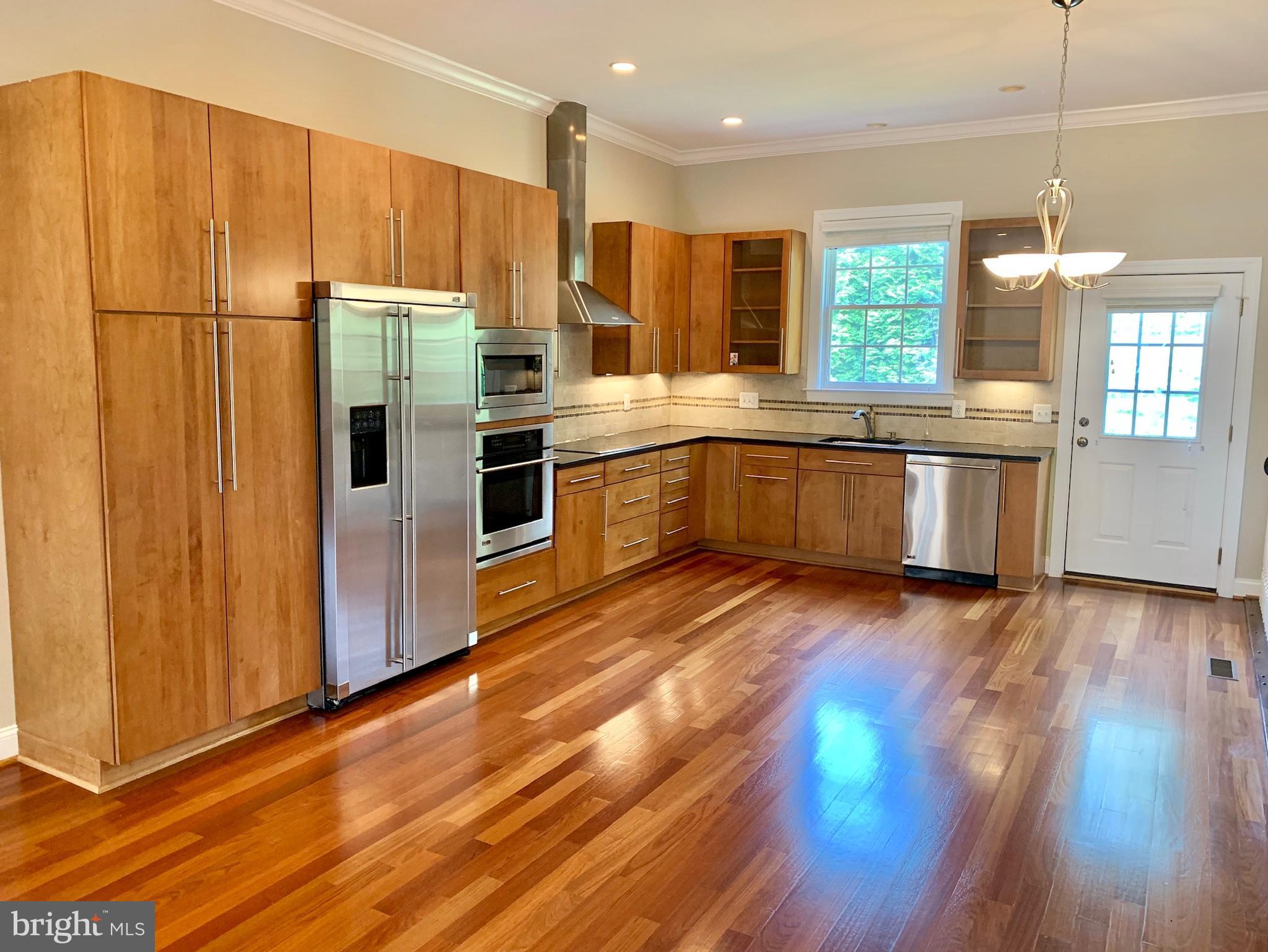 CLIFTON - Residential