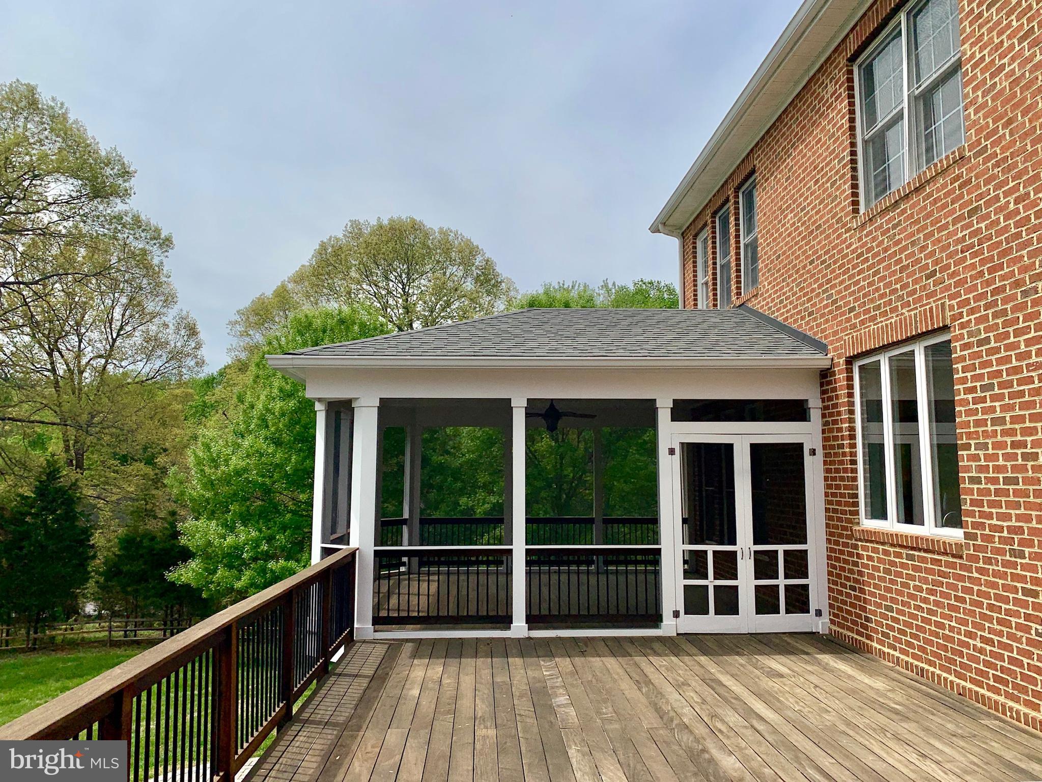 CLIFTON - Residential